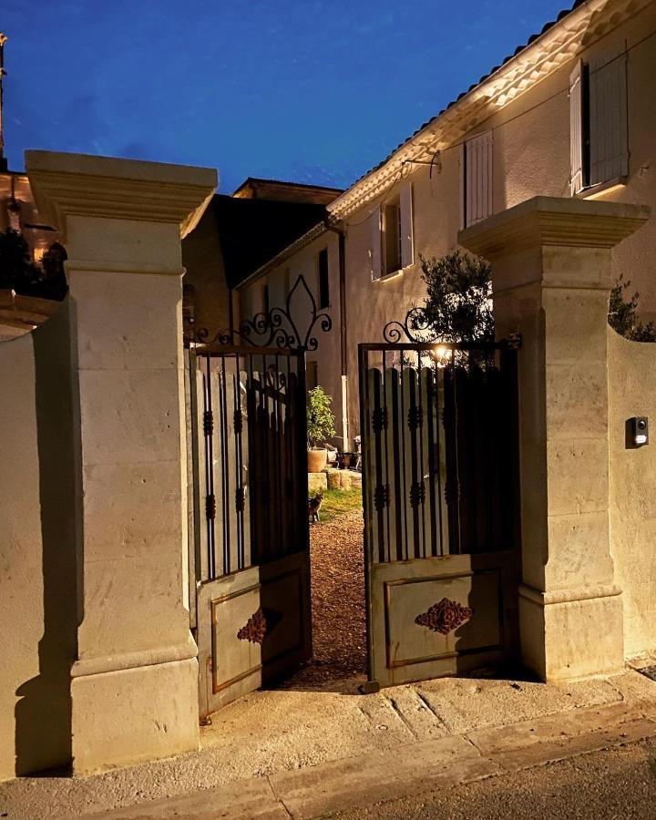 Maison 1823 - Suites De Charme A Garons מראה חיצוני תמונה