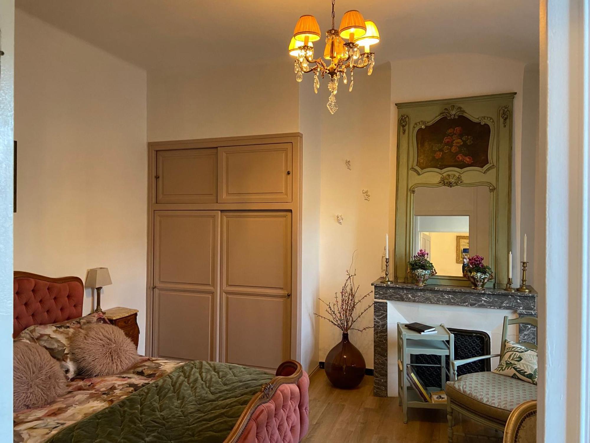 Maison 1823 - Suites De Charme A Garons מראה חיצוני תמונה