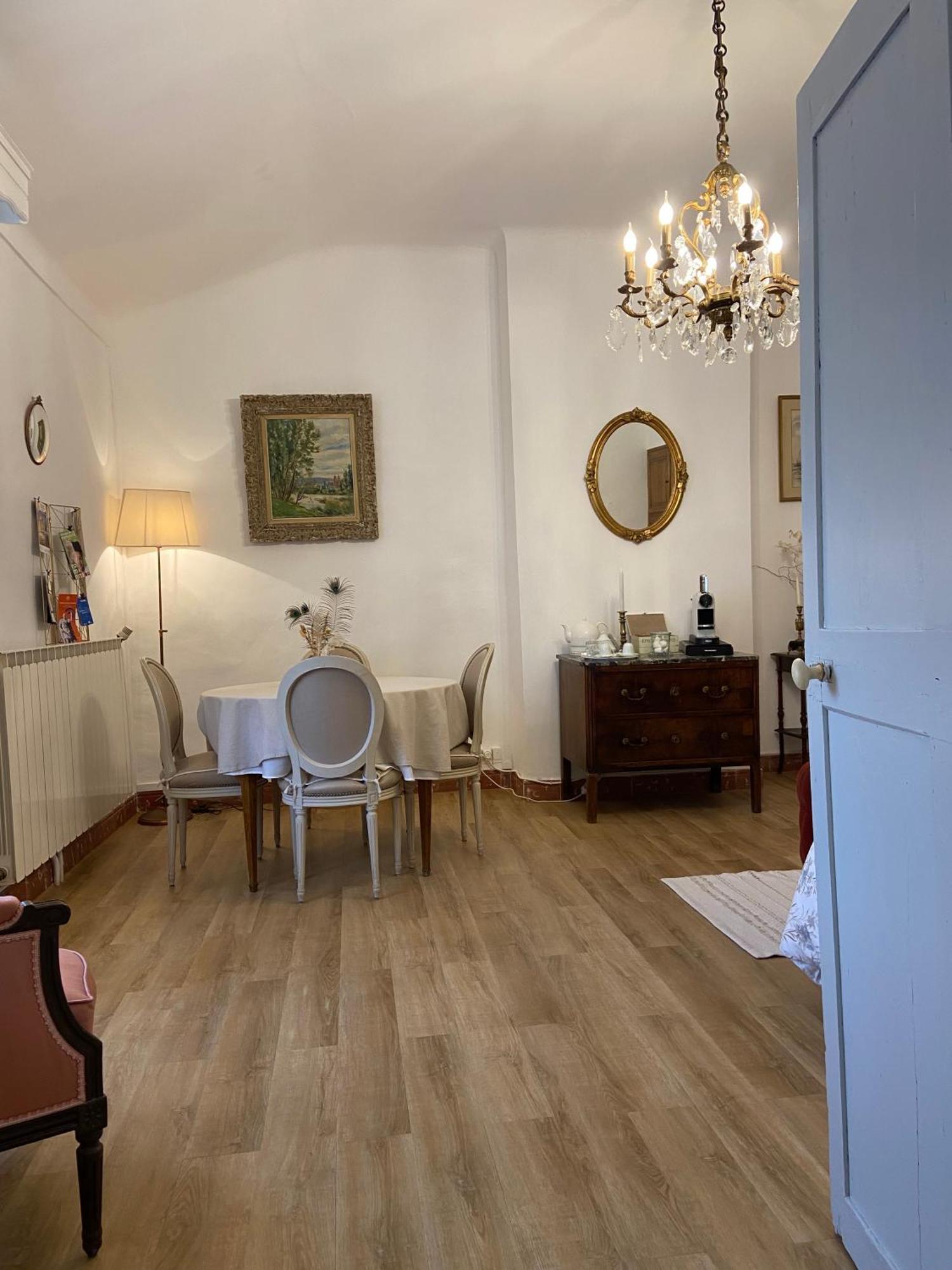 Maison 1823 - Suites De Charme A Garons מראה חיצוני תמונה